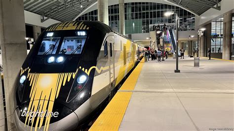 Brightline trains begin making trip between Orlando and Miami
